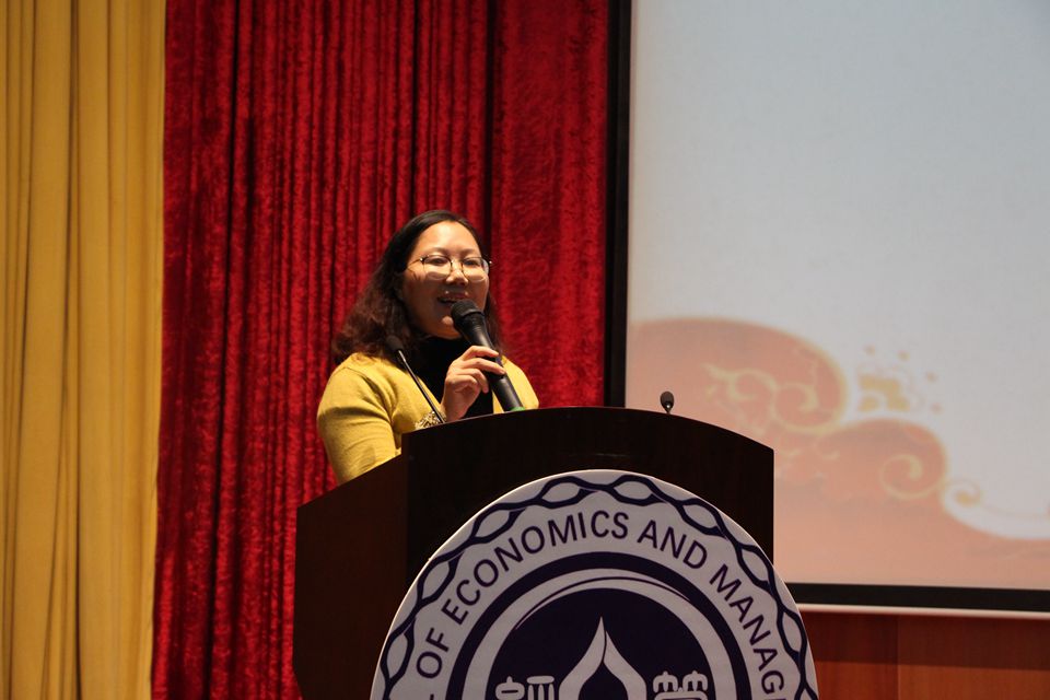 经济与管理学院院长刘继云发表感言 经济与管理学院院长刘继云发表感言