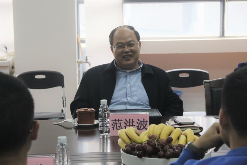 范洪波院长 范洪波院长